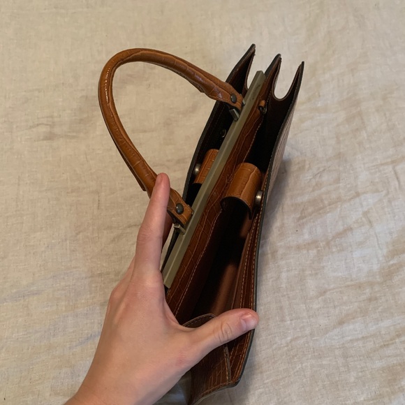 Brown Italian leather structured purse - Picture 8 of 14